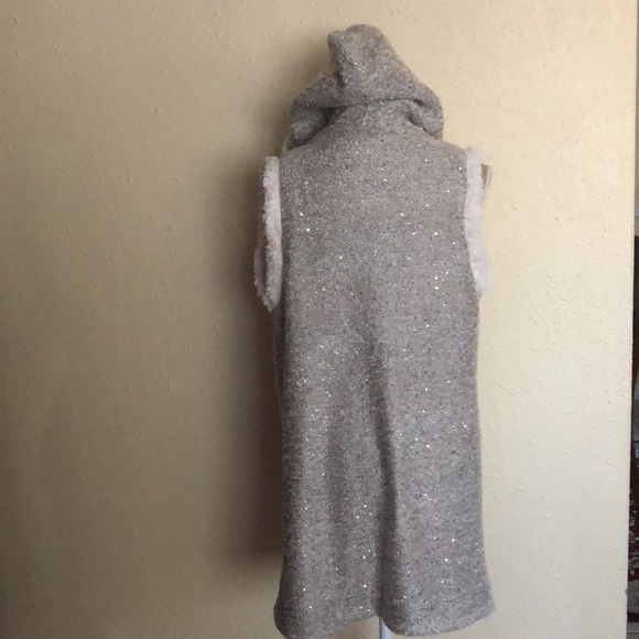 Oliver by escio Hoodie Vest - Picture 4 of 9